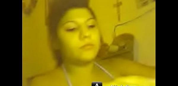  Young girl on webcam yahoo.